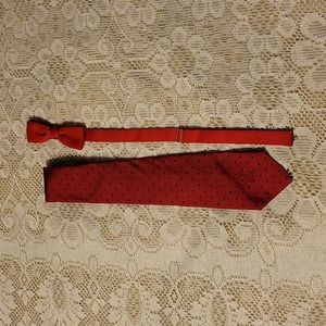 Countess Wara Red Tie with Bonus